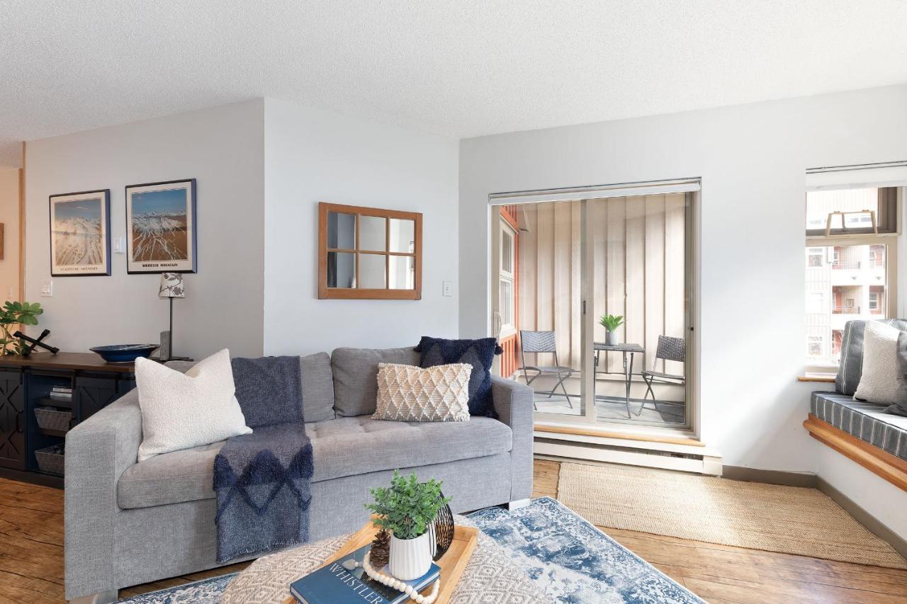 Apartamento Slopeside Whistler Creek Exterior foto