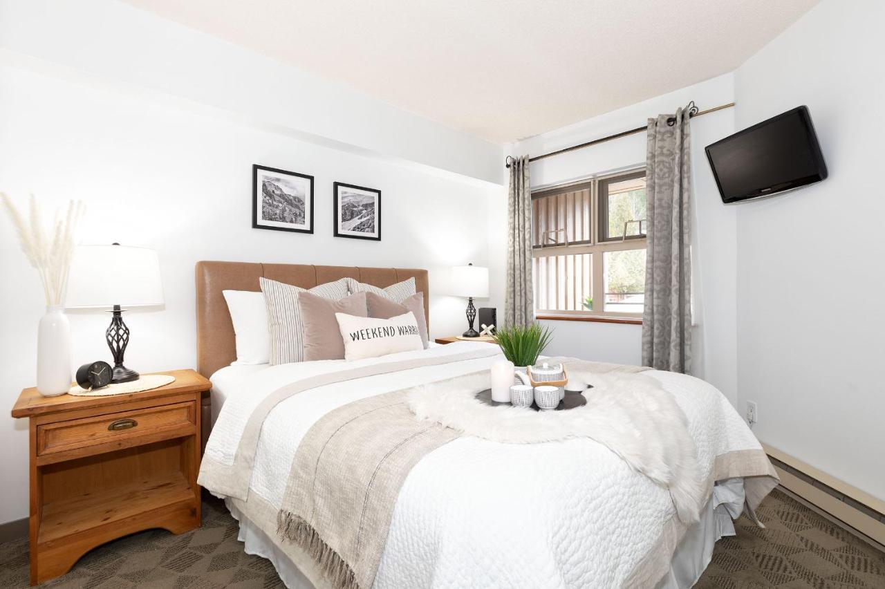 Apartamento Slopeside Whistler Creek Exterior foto